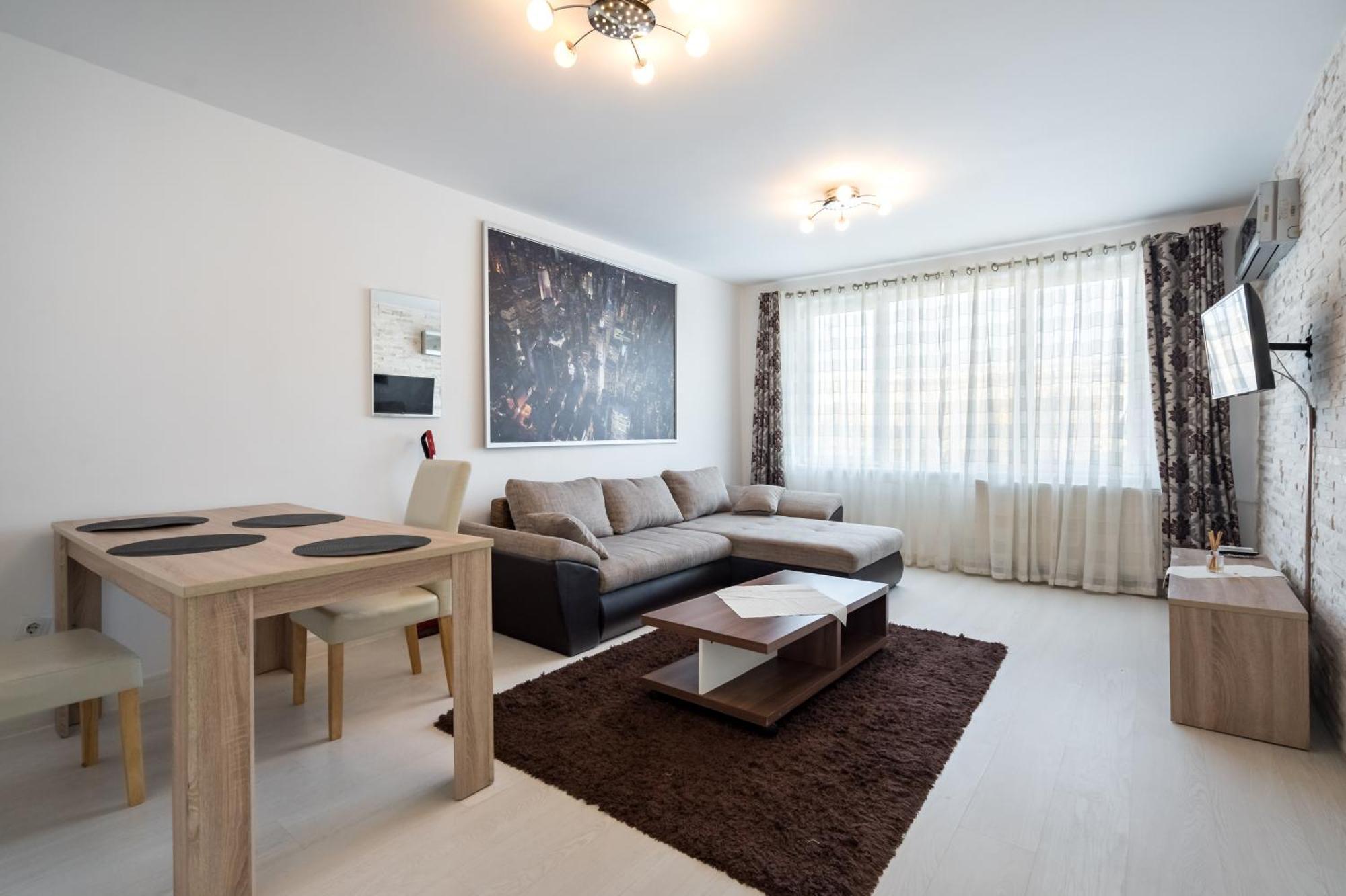 Magnificent Location With Iconic Scenery - Sala Palatului 부쿠레슈티 외부 사진