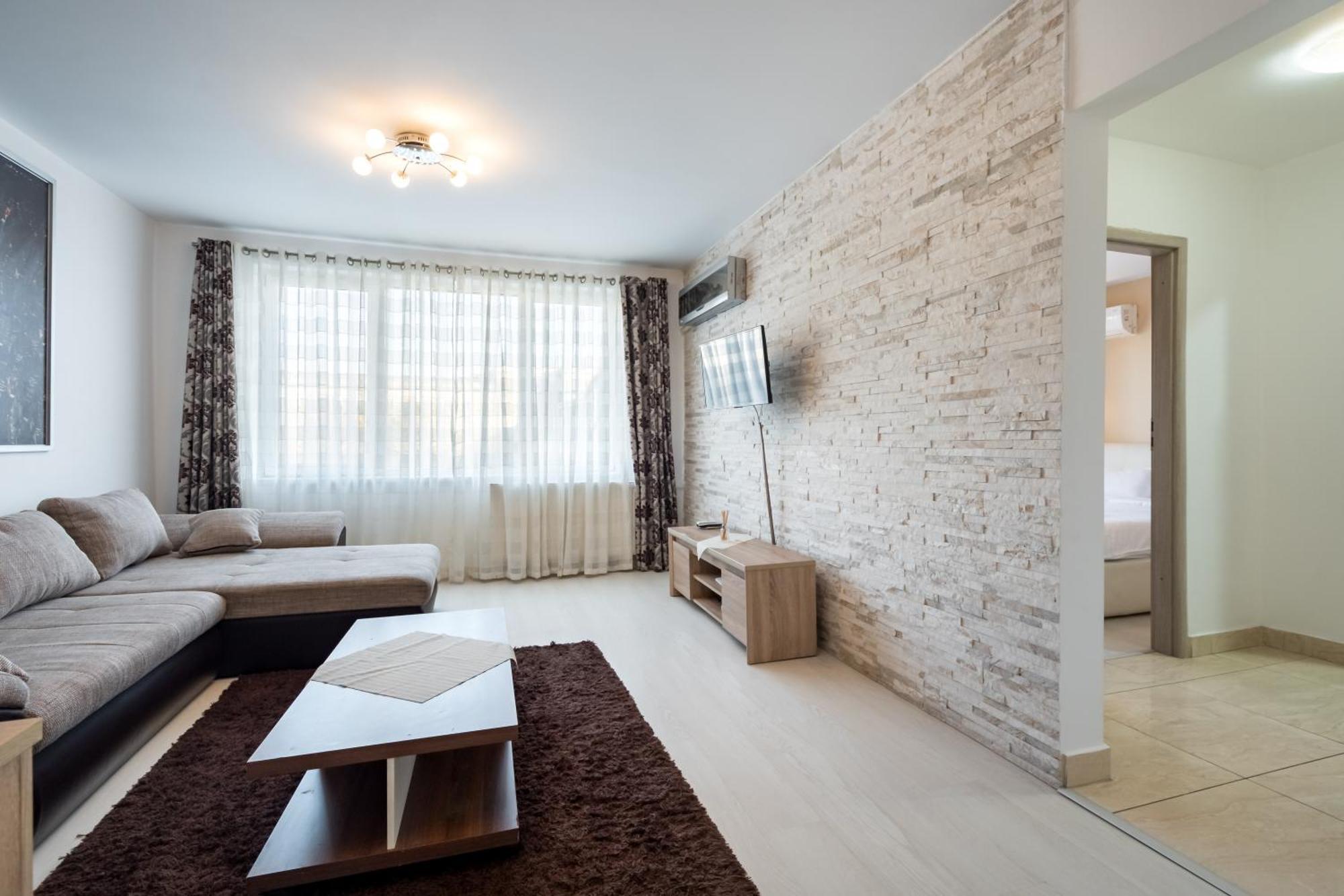 Magnificent Location With Iconic Scenery - Sala Palatului 부쿠레슈티 외부 사진