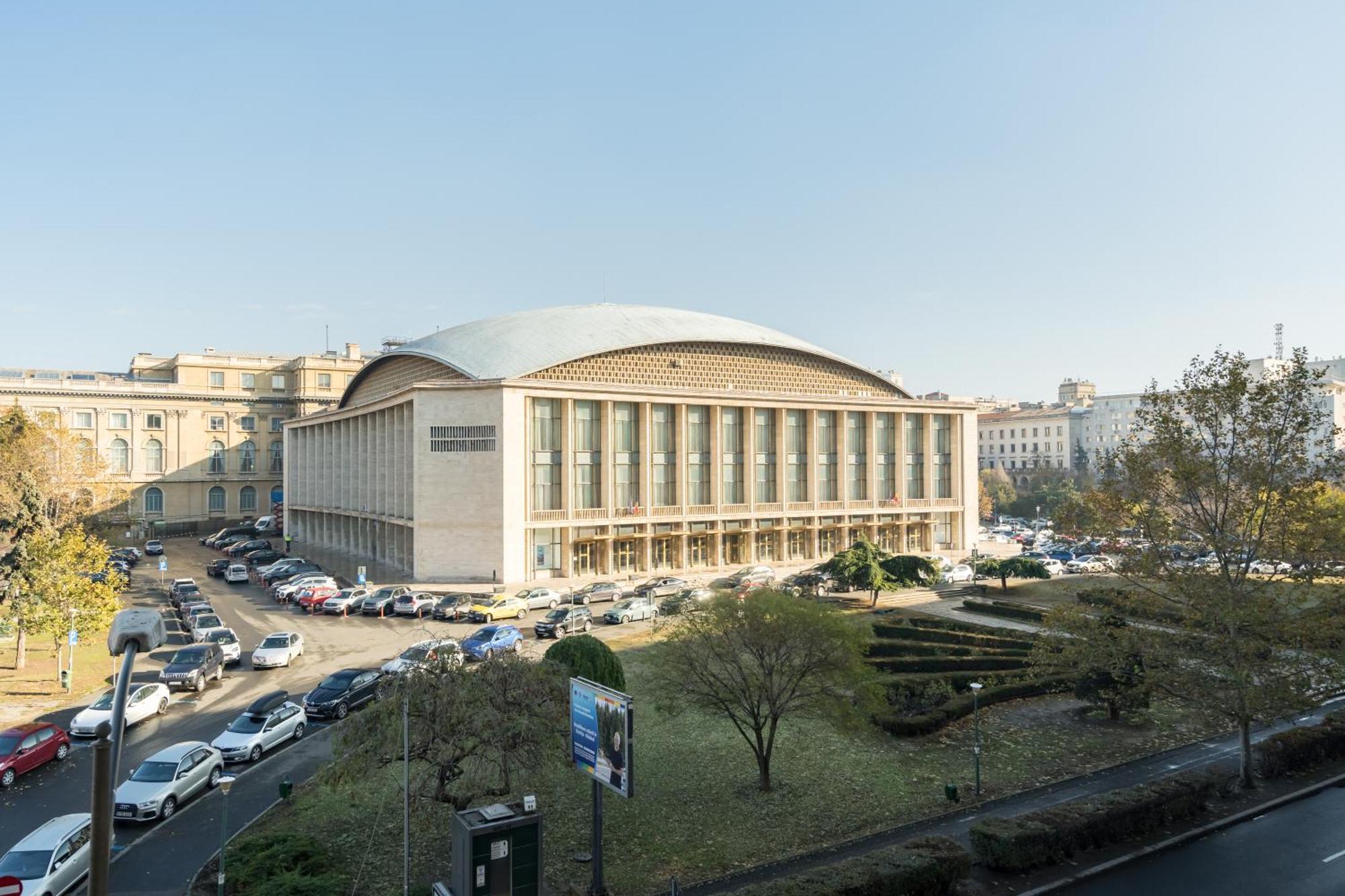 Magnificent Location With Iconic Scenery - Sala Palatului 부쿠레슈티 외부 사진