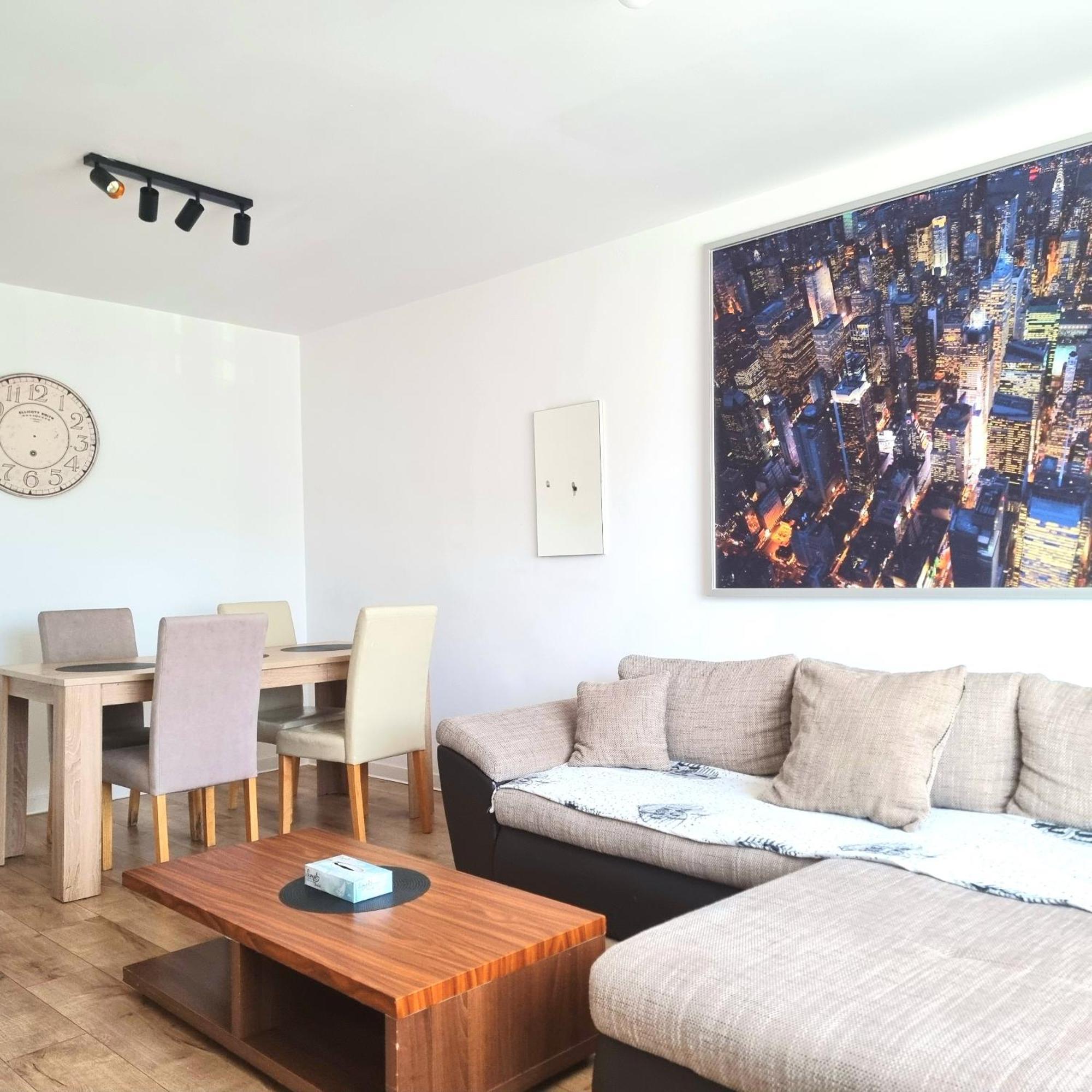 Magnificent Location With Iconic Scenery - Sala Palatului 부쿠레슈티 외부 사진