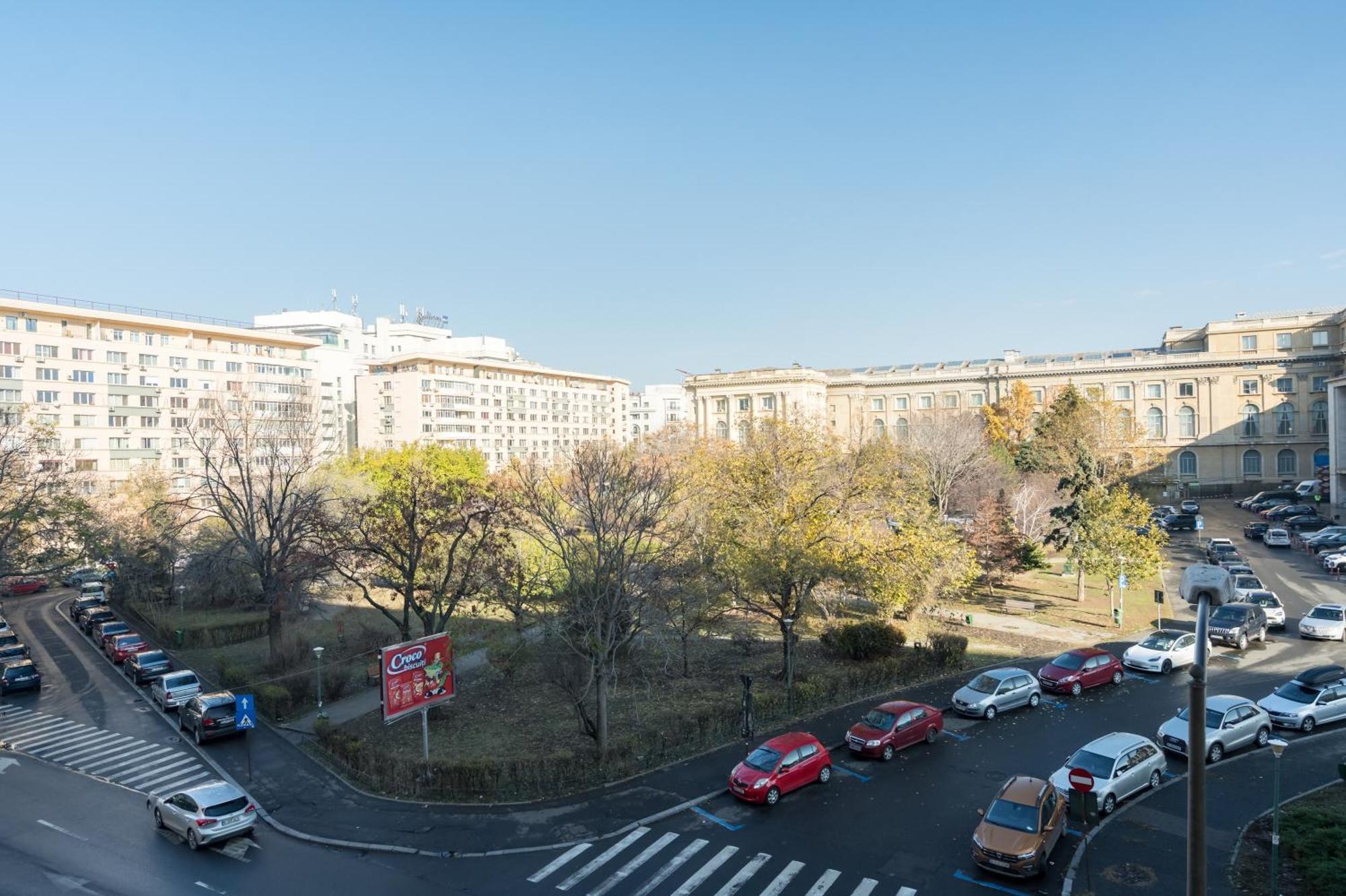 Magnificent Location With Iconic Scenery - Sala Palatului 부쿠레슈티 외부 사진